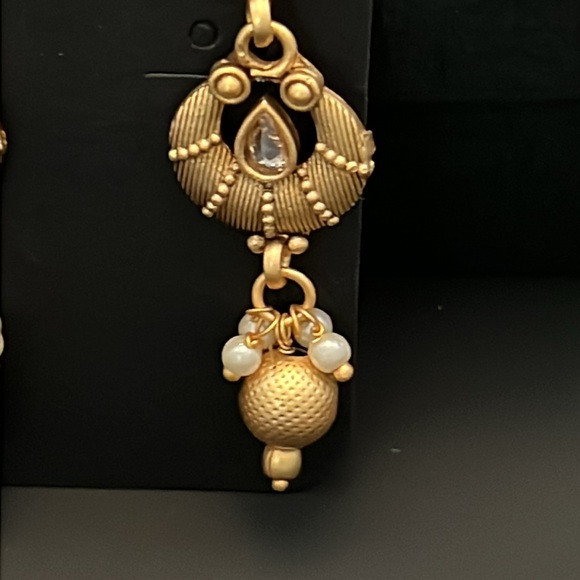 Art Deco Revival Earrings - Picture 3 of 4